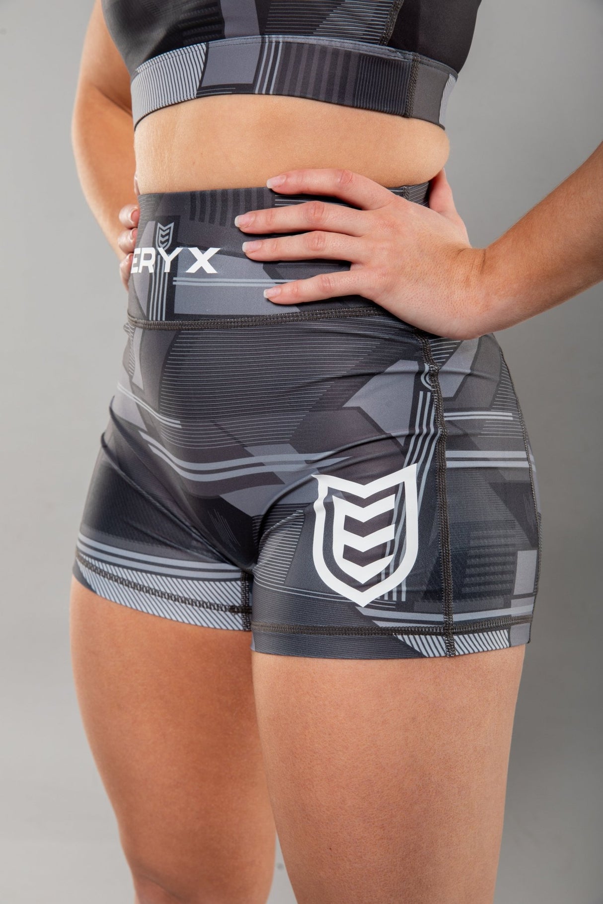 Eryx Glitch Womens Shorts Black - Eryxgear